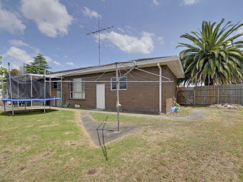 31 Gillie Crescent, Morwell VIC 3840