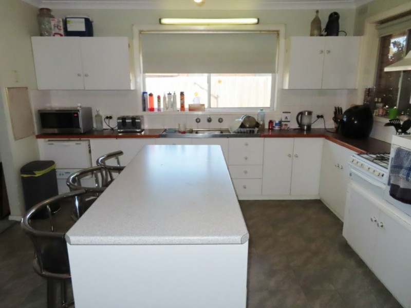 12 Dawson Street, Rosedale VIC 3847