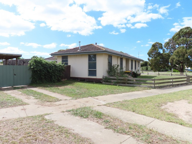 14 Latrobe Street, Rosedale VIC 3847