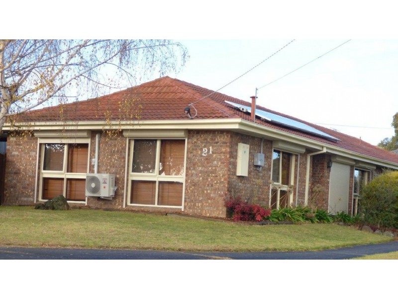 21 Abbott Street, Moe VIC 3825