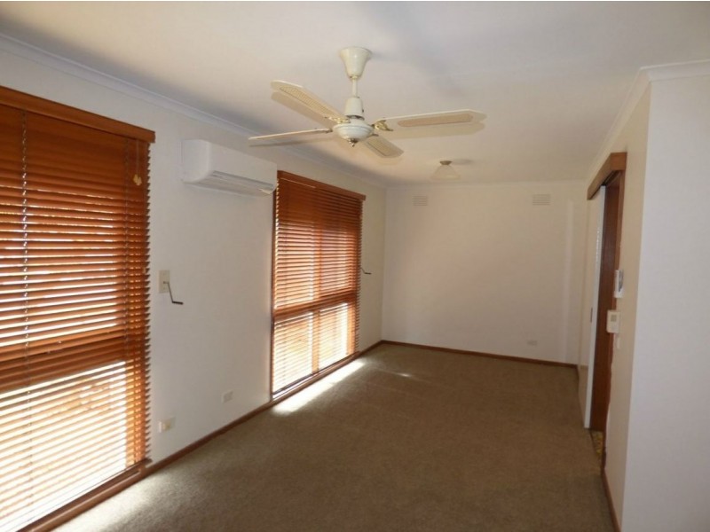 21 Abbott Street, Moe VIC 3825