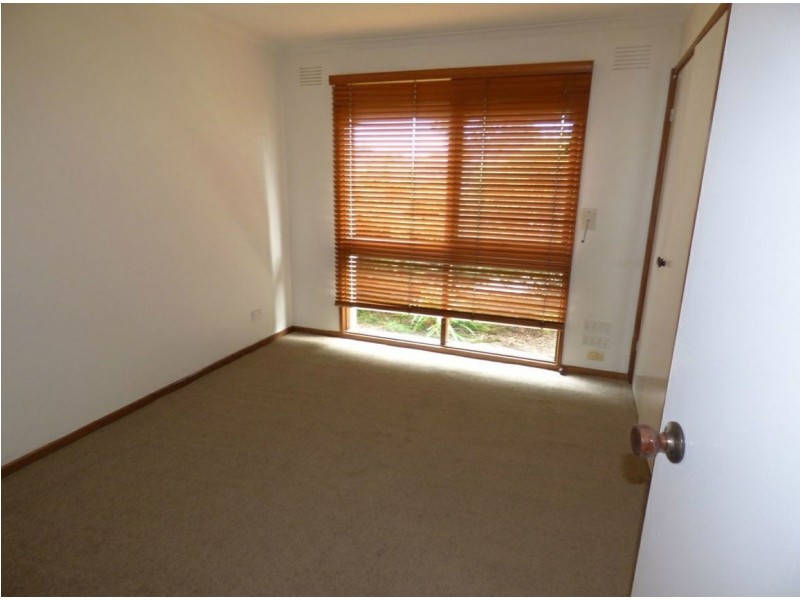 21 Abbott Street, Moe VIC 3825