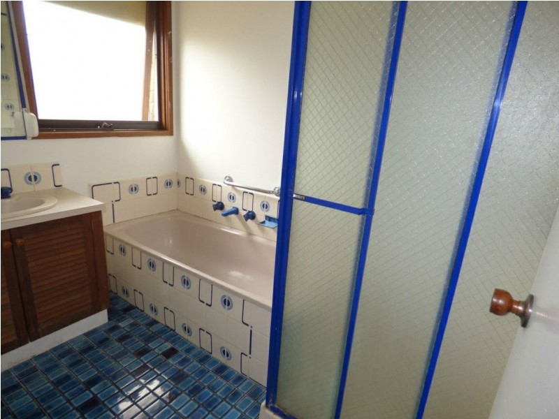 21 Abbott Street, Moe VIC 3825