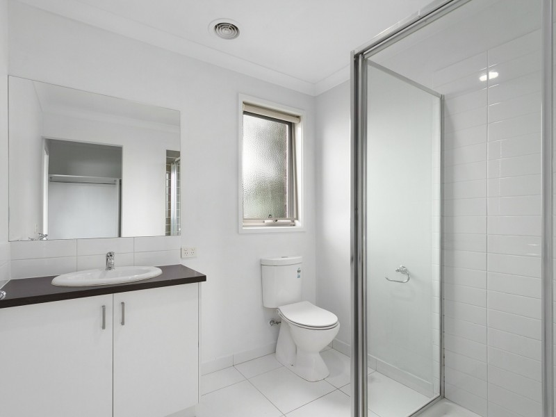 17 Mulcare Crescent, Churchill VIC 3842