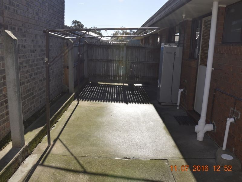 1/7 Park Avenue, Morwell VIC 3840