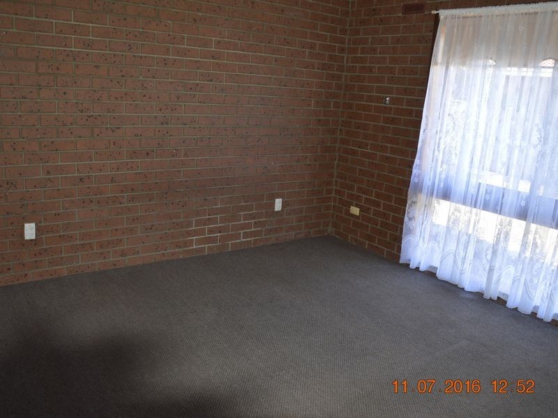 1/7 Park Avenue, Morwell VIC 3840