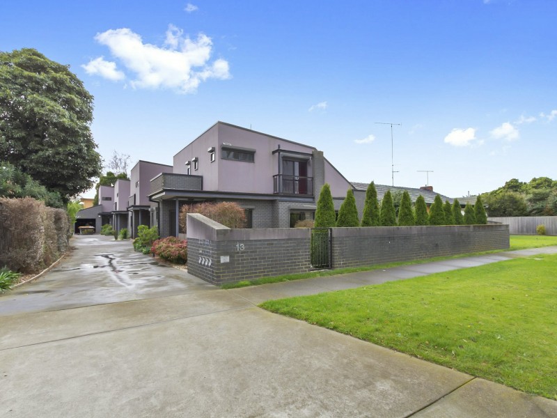 Unit 1/13 Travers Street, Morwell VIC 3840