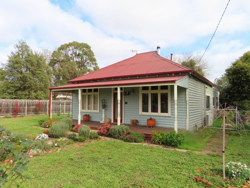 12 Lyons Street, Rosedale VIC 3847