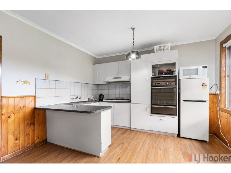 15 Lyndon Crescent, Traralgon VIC 3844