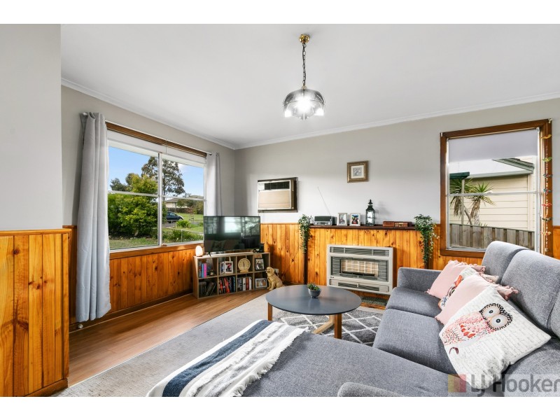 15 Lyndon Crescent, Traralgon VIC 3844