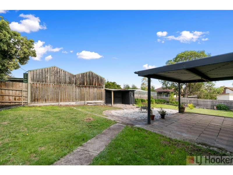 15 Lyndon Crescent, Traralgon VIC 3844