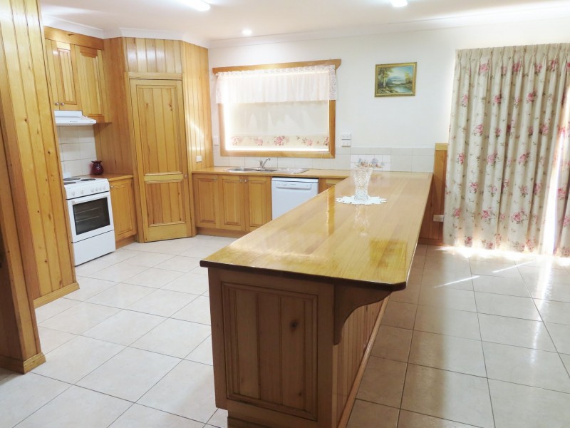 4 Widdowson Court, Rosedale VIC 3847