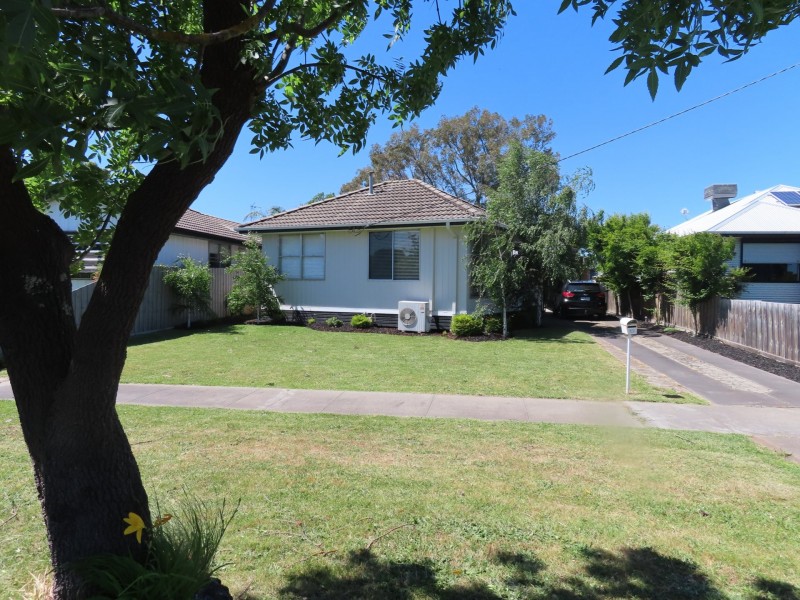 17 Dawson Street, Rosedale VIC 3847