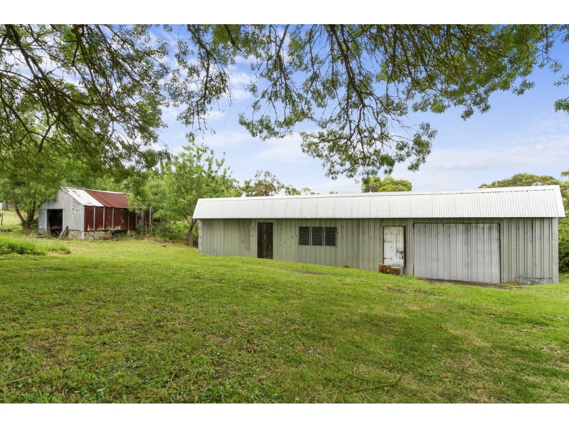 12 Frys Track, Newborough VIC 3825