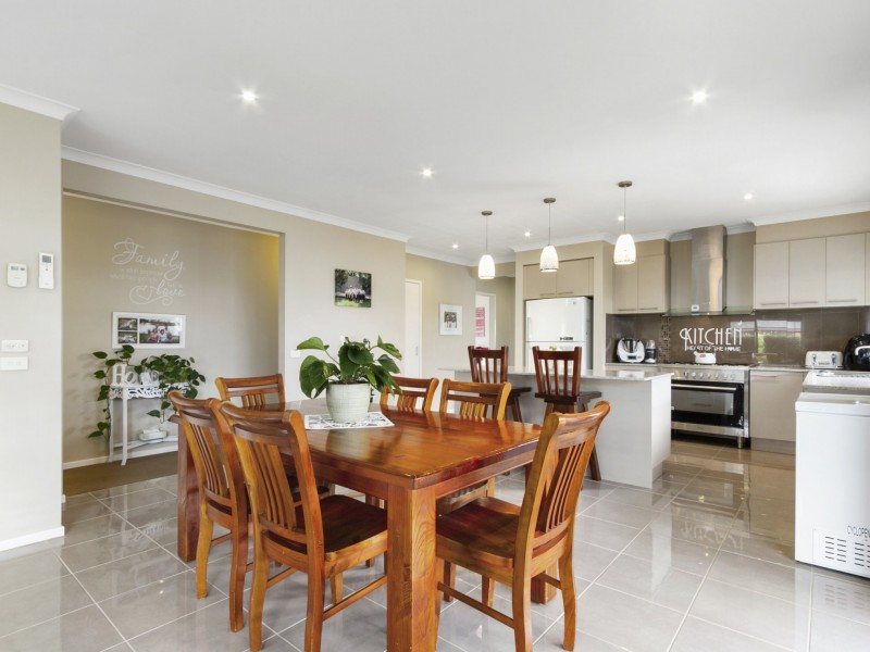 29 Moore Street, Rosedale VIC 3847