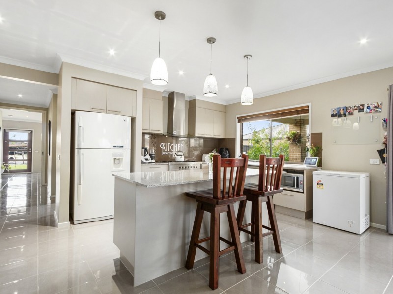 29 Moore Street, Rosedale VIC 3847