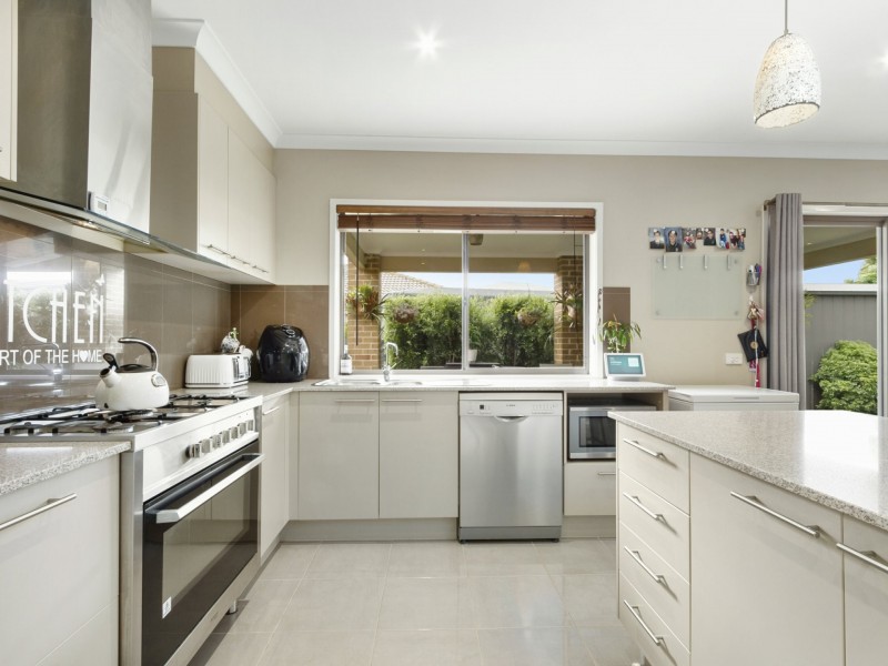 29 Moore Street, Rosedale VIC 3847