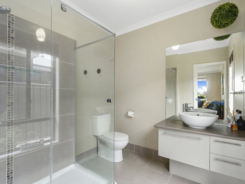 29 Moore Street, Rosedale VIC 3847