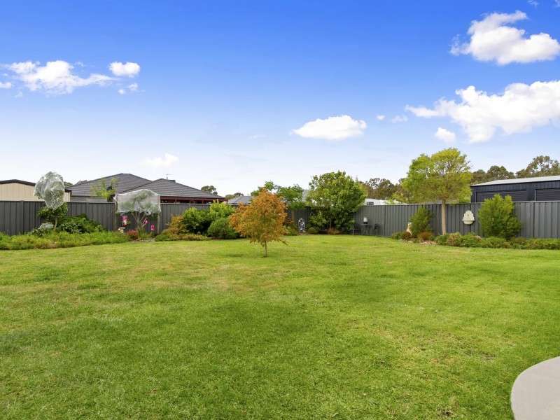 29 Moore Street, Rosedale VIC 3847