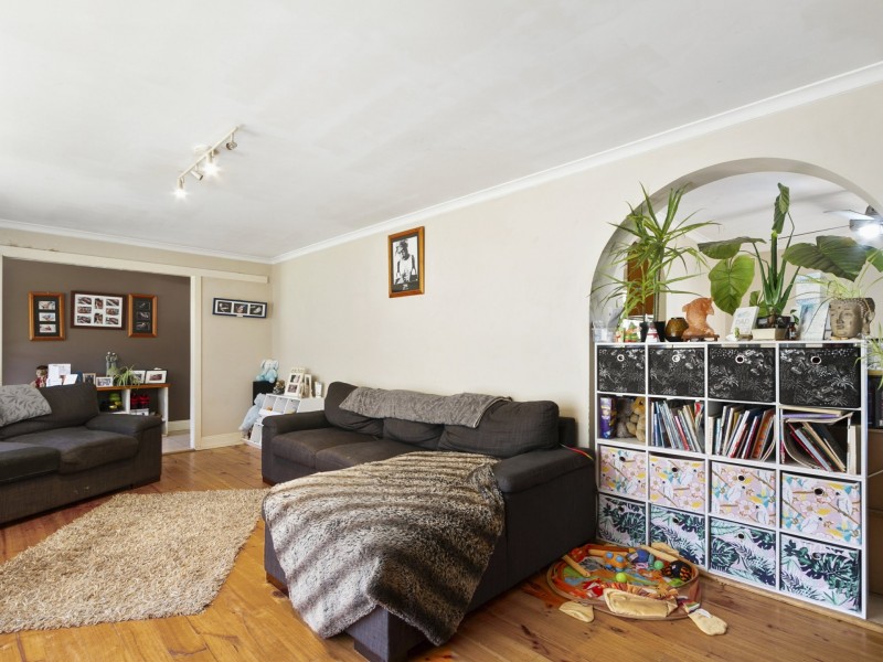 9 Smallburn Avenue, Newborough VIC 3825