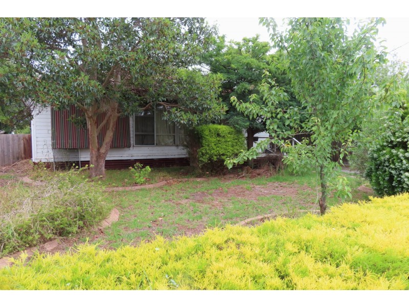 11 Dawson Street, Rosedale VIC 3847