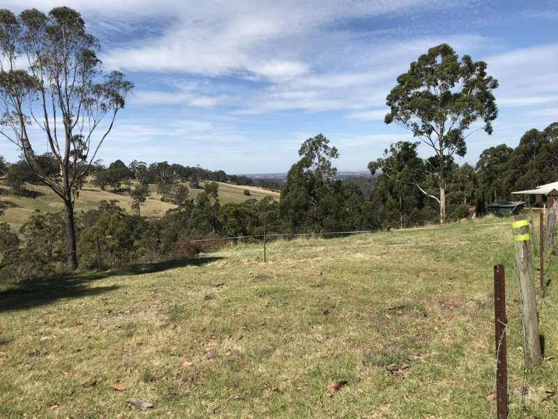 7 Cooloongatta Drive, Tyers VIC 3844