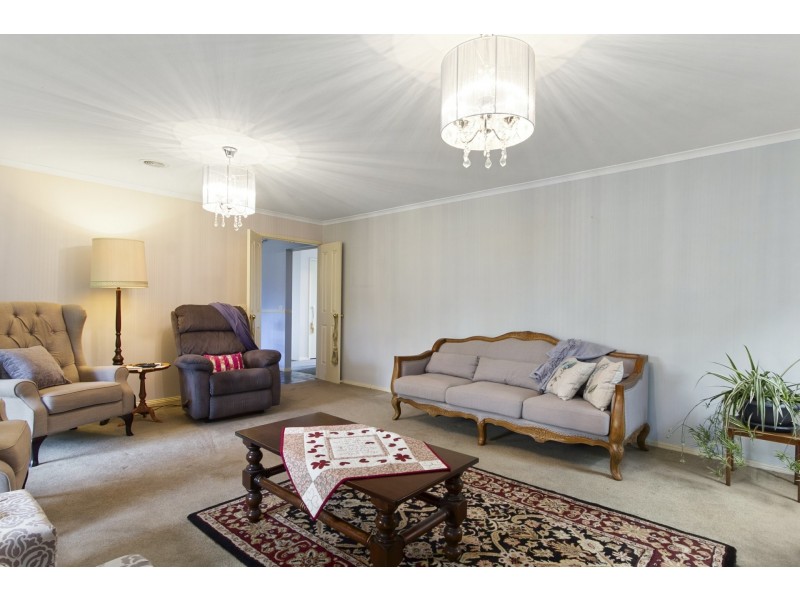 41 Humphreys Road, Toongabbie VIC 3856