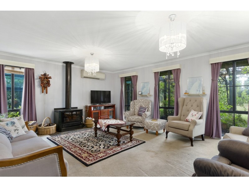 41 Humphreys Road, Toongabbie VIC 3856