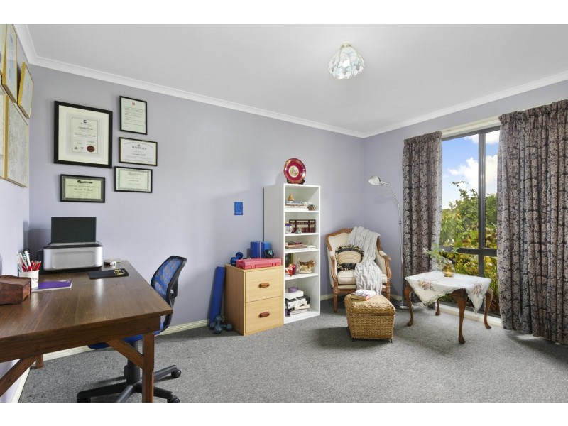41 Humphreys Road, Toongabbie VIC 3856