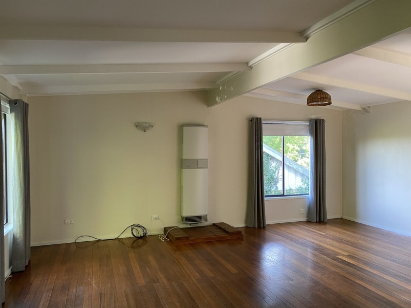 40 Smallburn Avenue, Newborough VIC 3825