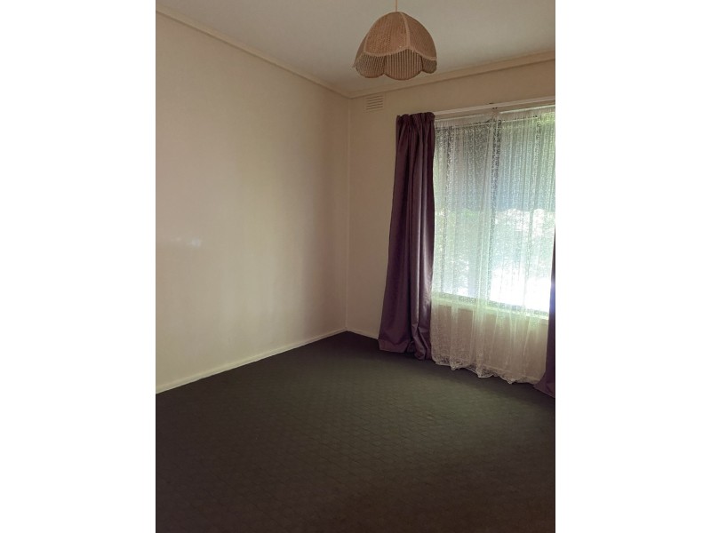 40 Smallburn Avenue, Newborough VIC 3825