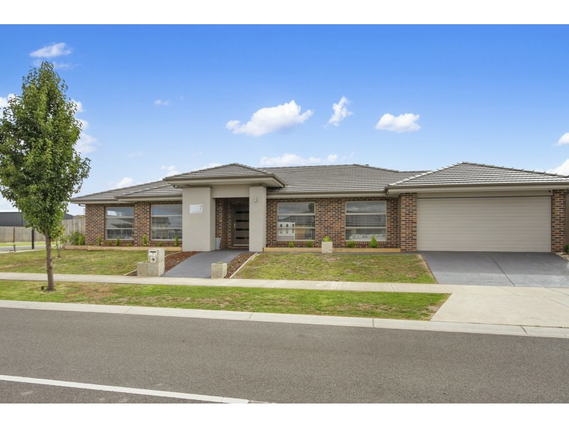 7 Cambridge Way, Traralgon VIC 3844