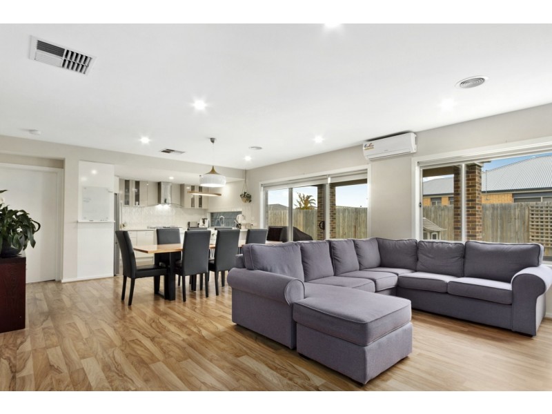 7 Cambridge Way, Traralgon VIC 3844