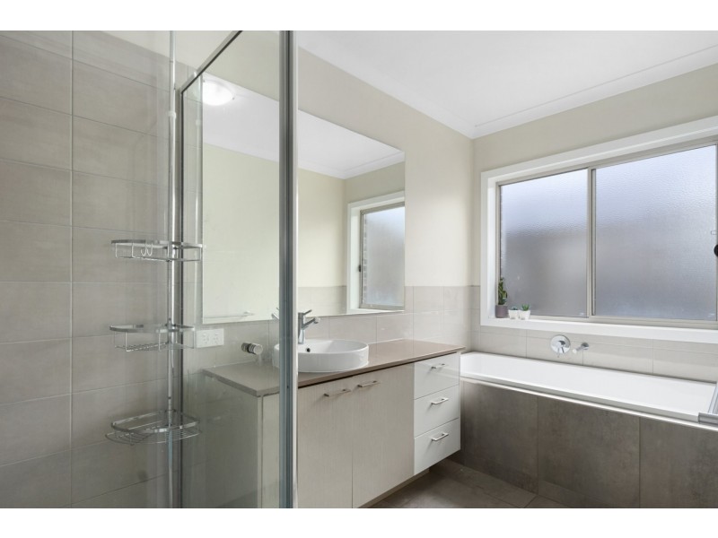 7 Cambridge Way, Traralgon VIC 3844