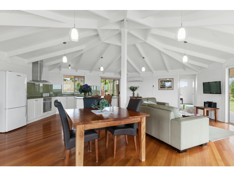 5 Solomans Road, Buln Buln VIC 3821