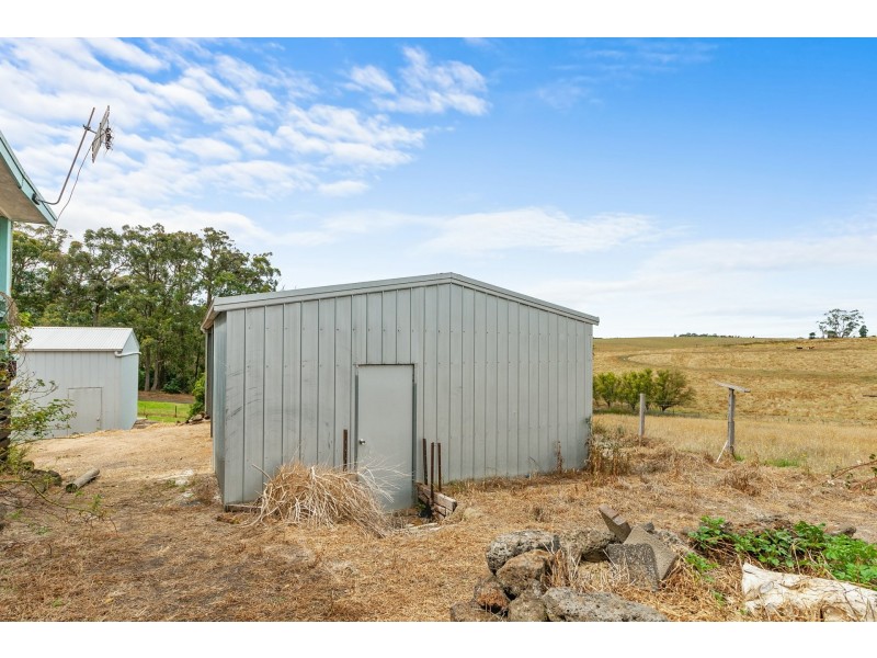 2 Tanjil Court, Willow Grove VIC 3825