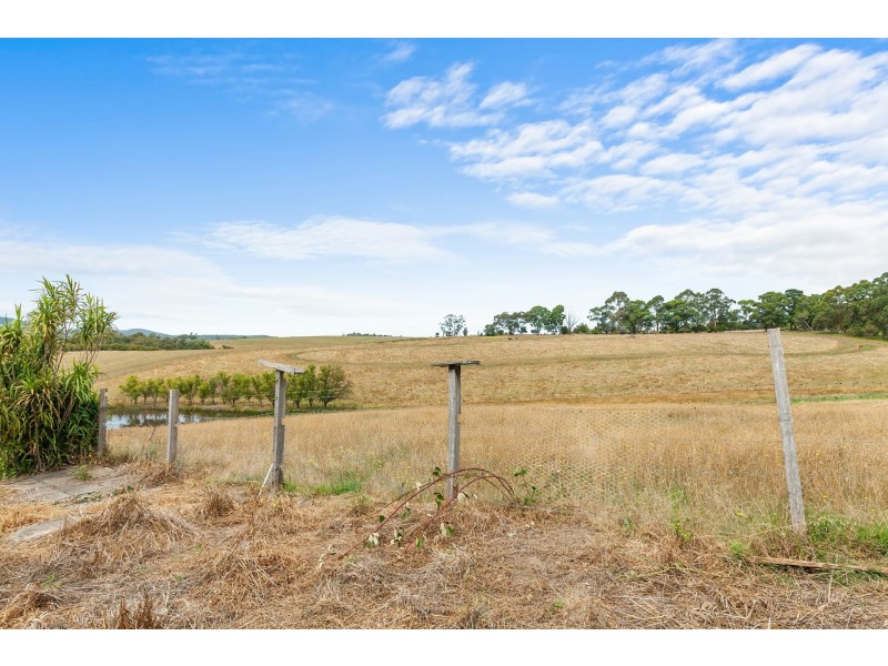 3 Tanjil Court, Willow Grove VIC 3825