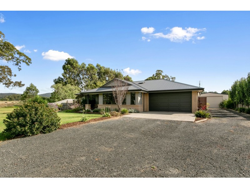 1 Stewart Street, Toongabbie VIC 3856