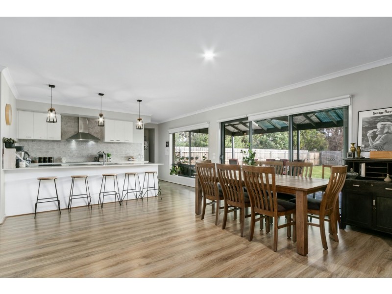 1 Stewart Street, Toongabbie VIC 3856