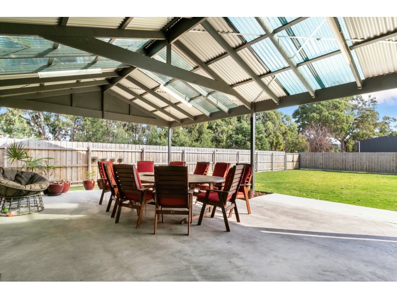 1 Stewart Street, Toongabbie VIC 3856