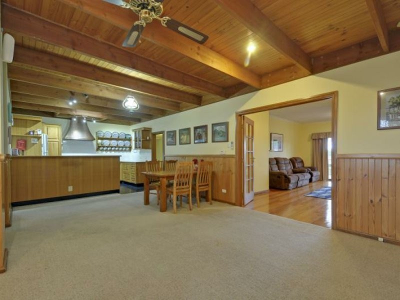 60 Shanahan Parade, Newborough VIC 3825