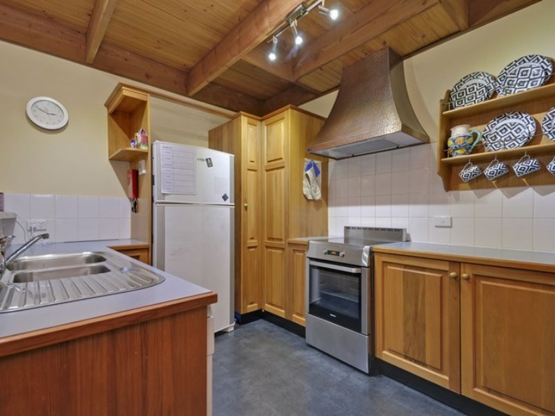 60 Shanahan Parade, Newborough VIC 3825