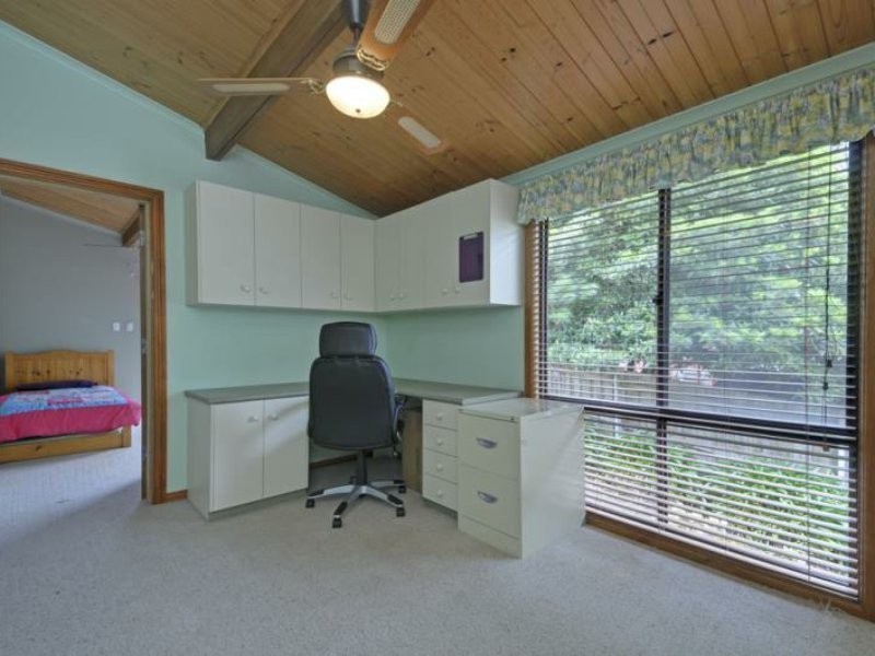 60 Shanahan Parade, Newborough VIC 3825