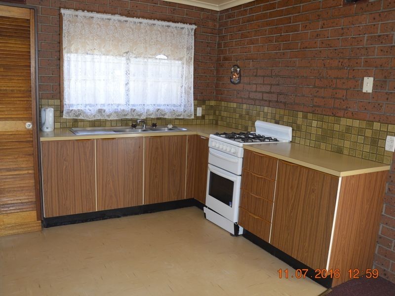 2/7 Park Avenue, Morwell VIC 3840