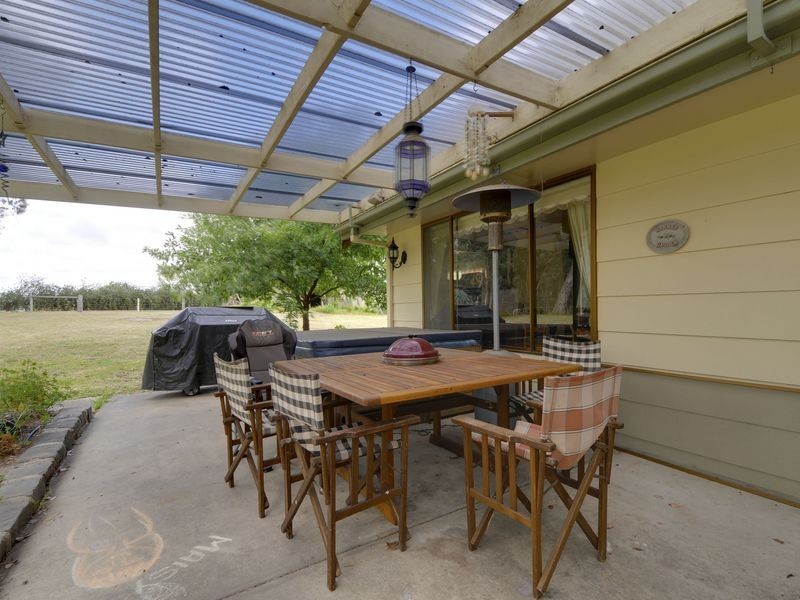 19 Woodland Drive, Tyers VIC 3844