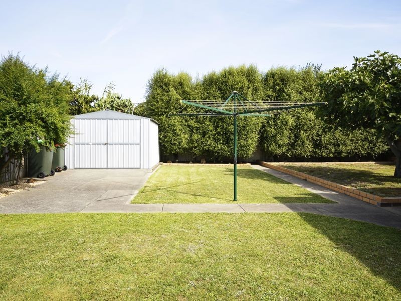14 Winifred Street, Morwell VIC 3840