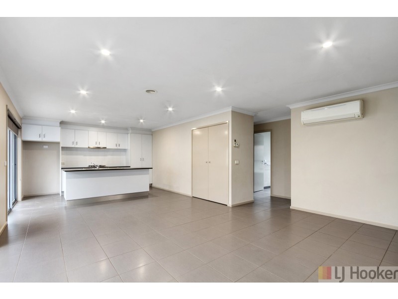 12 Lawn Avenue, Traralgon VIC 3844