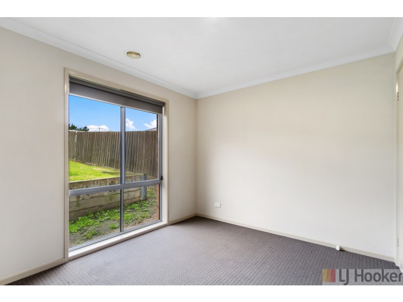 12 Lawn Avenue, Traralgon VIC 3844