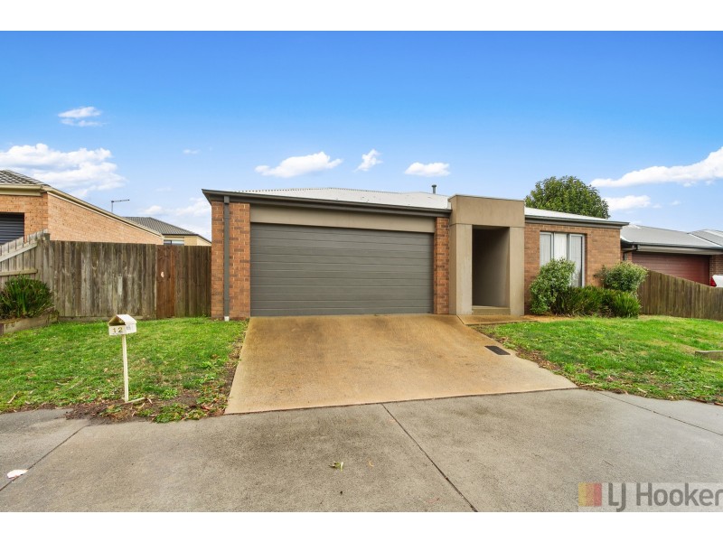 12 Lawn Avenue, Traralgon VIC 3844