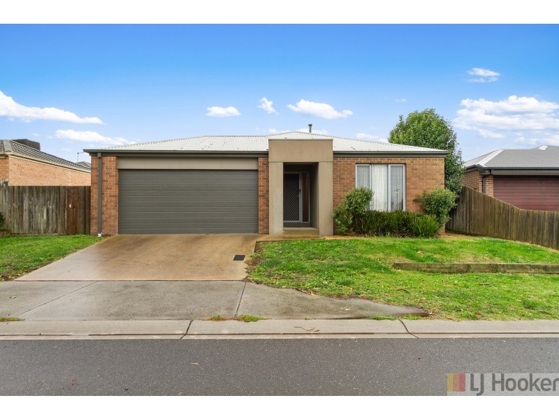 12 Lawn Avenue, Traralgon VIC 3844